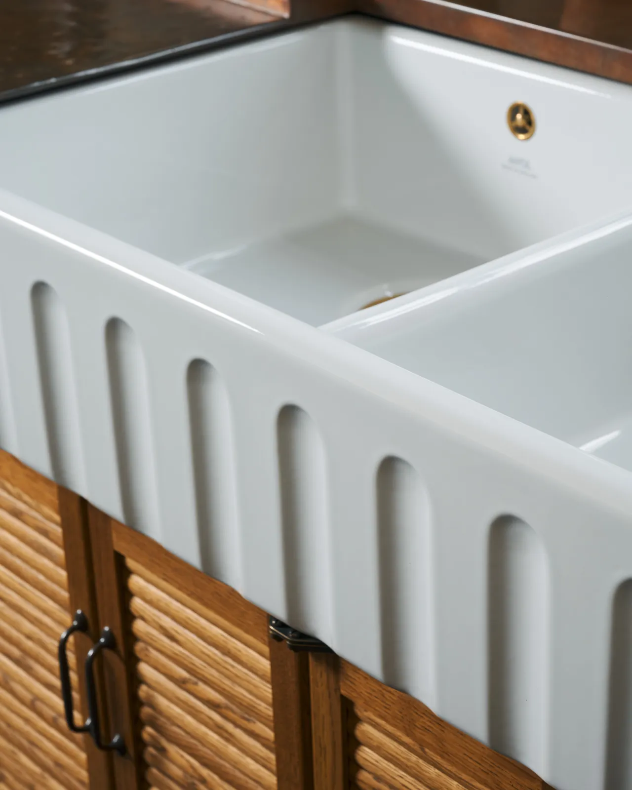 DeVOL 1000 Double Fluted Belfast Sink DeVOL Kitchens DeVOL 1000 Double Fluted Belfast Sink DeVOL Kitchens